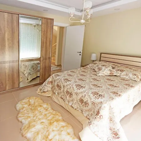 Vila Paradise Town Beltania